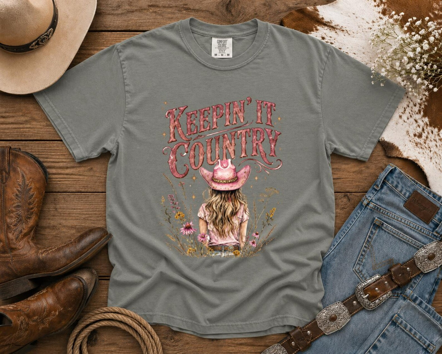 Keepin' It Country T-Shirt — Cowgirl TShirt | Western Tee | Comfort Colors Country Tee | Vintage Country Shirt | Rodeo Shirt
