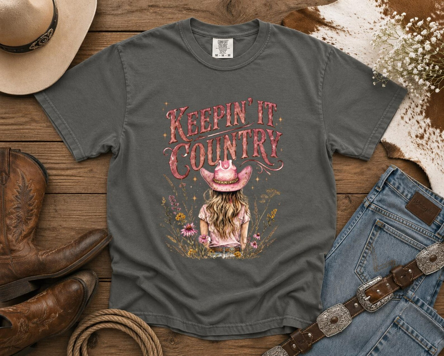 Keepin' It Country T-Shirt — Cowgirl TShirt | Western Tee | Comfort Colors Country Tee | Vintage Country Shirt | Rodeo Shirt