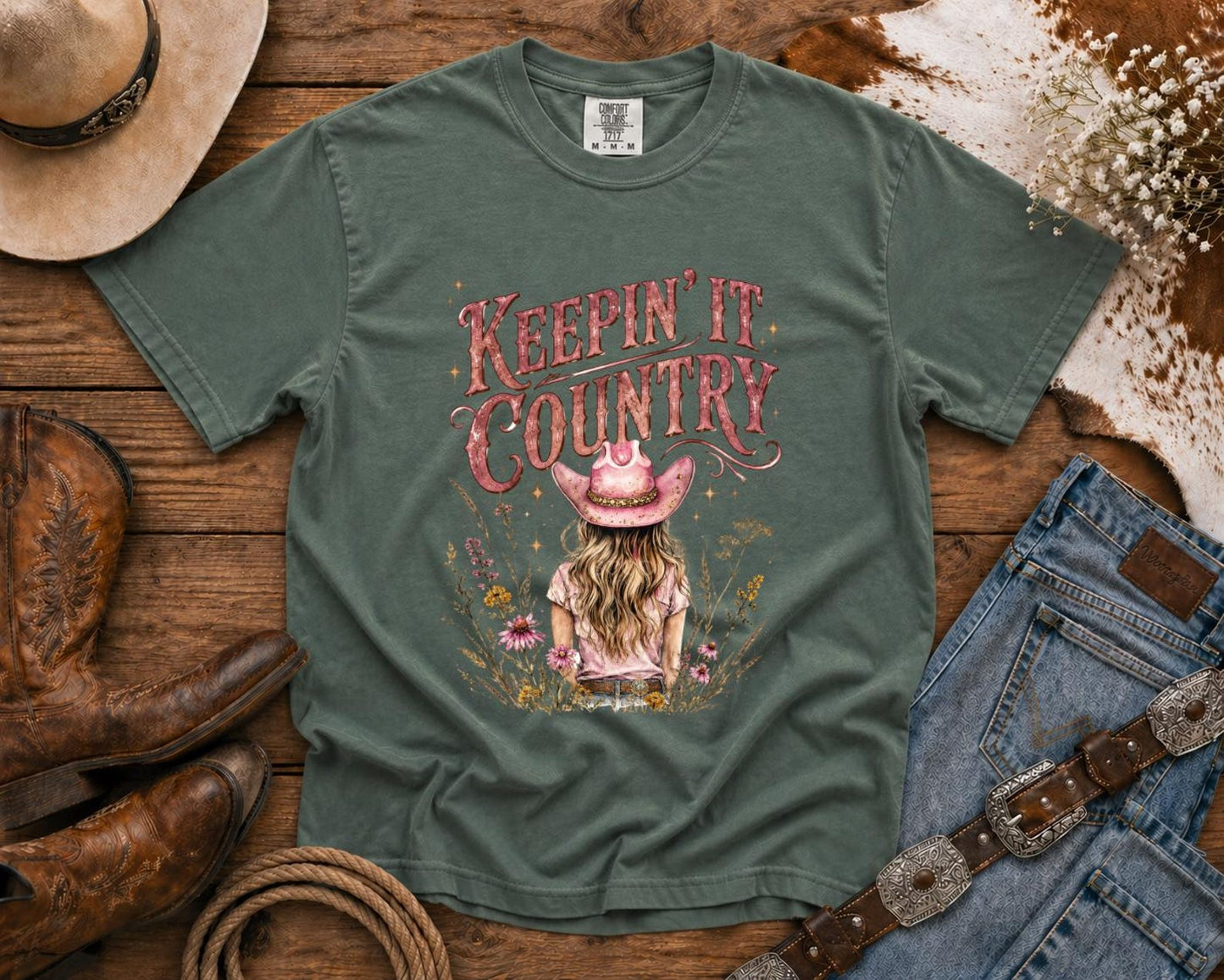 Keepin' It Country T-Shirt — Cowgirl TShirt | Western Tee | Comfort Colors Country Tee | Vintage Country Shirt | Rodeo Shirt