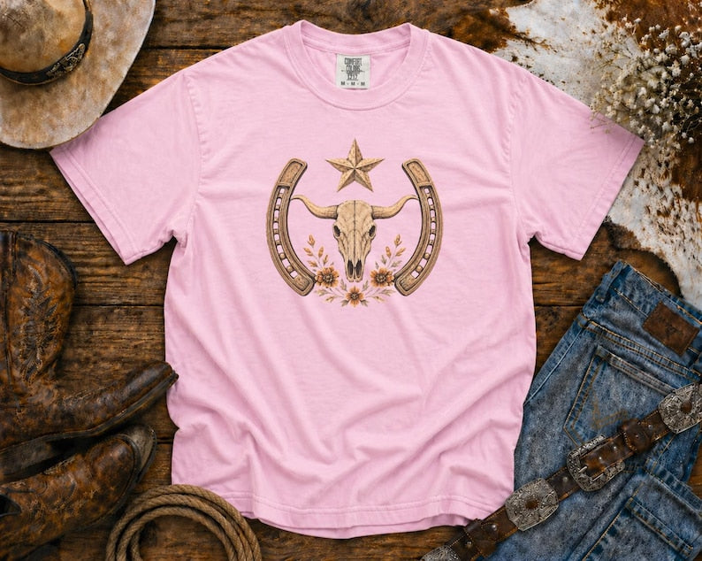 Western Skull & Horseshoe T-Shirt — Cowgirl TShirt | Western Tee | Comfort Colors Country Tee | Vintage Country Shirt | Rodeo Shirt